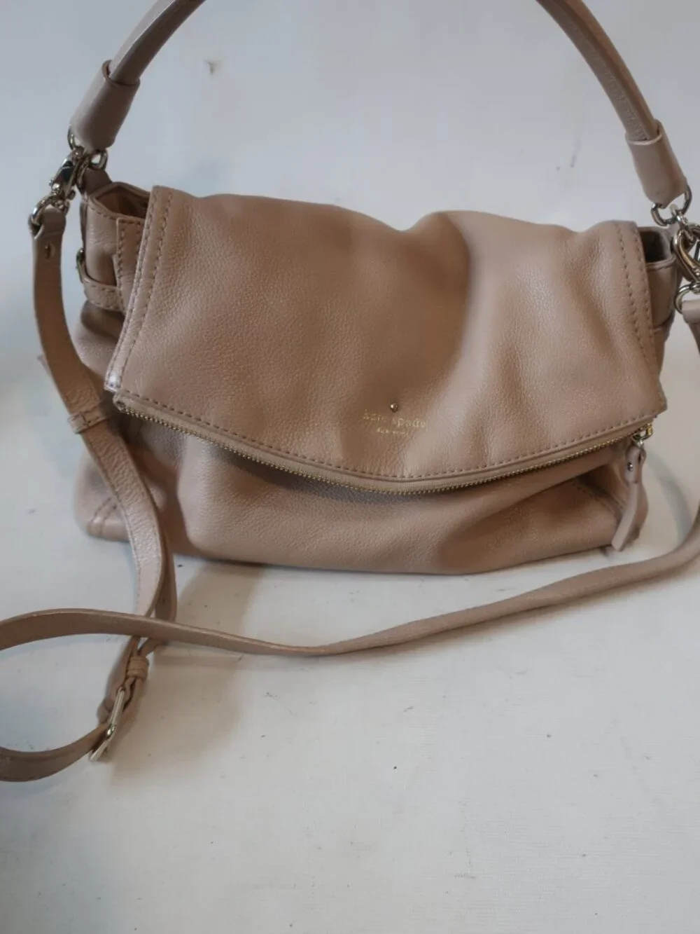 Women Kate Spade Beige Leather Crossbody Bag